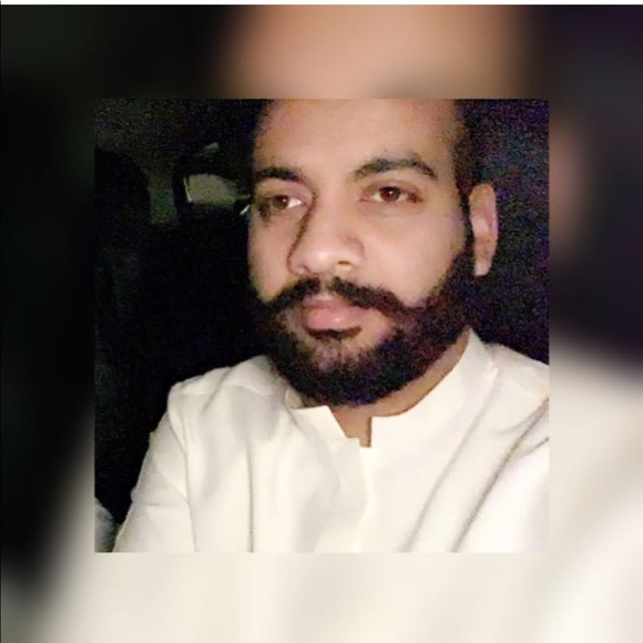 laroshkhanjee